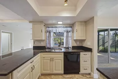 4140 Eastwood Drive, Sarasota, FL 34232 - Photo 36