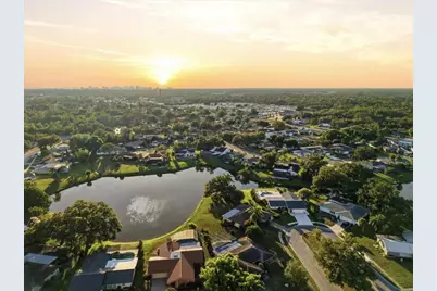4140 Eastwood Drive, Sarasota, FL 34232 - Photo 12