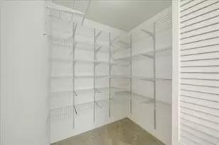 4140 Eastwood Dr, Sarasota, FL 34232 - Photo 22