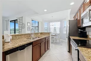 16804 Vardon Ter, Bradenton, FL 34211 - Photo 4