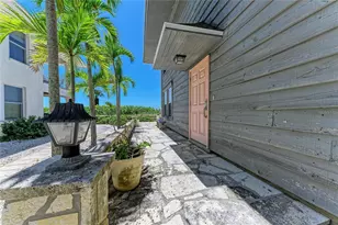 102 Palmetto Ave, Anna Maria, FL 34216 - Photo 8