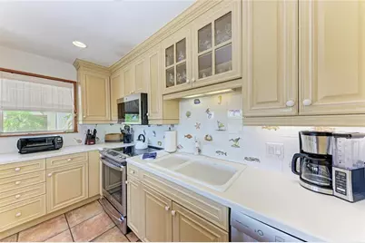 102 Palmetto Avenue, Anna Maria, FL 34216 - Photo 16