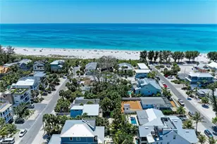 102 Palmetto Ave, Anna Maria, FL 34216 - Photo 54