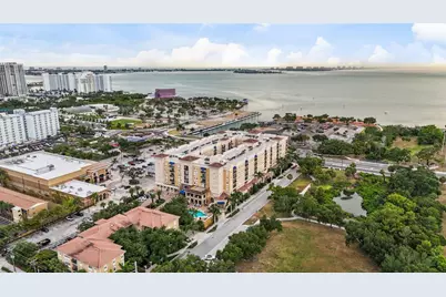 1064 N Tamiami Trail #1525, Sarasota, FL 34236 - Photo 1