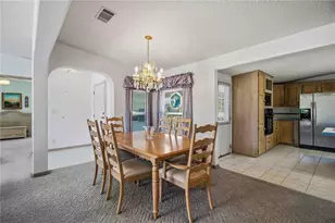 8476 Imperial Cir, Palmetto, FL 34221 - Photo 12
