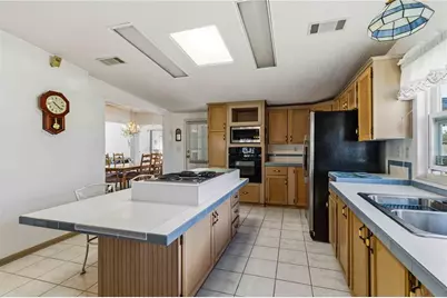 8476 Imperial Circle, Palmetto, FL 34221 - Photo 28