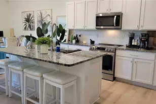 8545 Milestone Dr, Sarasota, FL 34238 - Photo 4