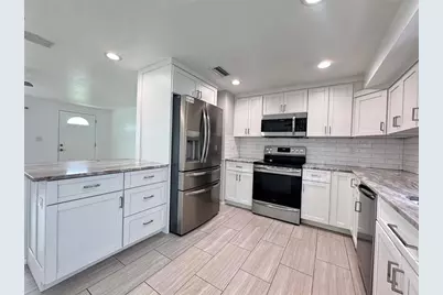 3410 Bay Street, Sarasota, FL 34237 - Photo 10
