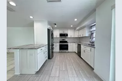 3410 Bay Street, Sarasota, FL 34237 - Photo 8