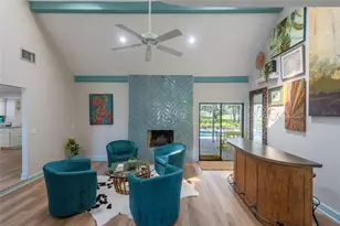 5005 Canterbury Dr, Sarasota, FL 34243 - Photo 6