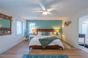 5005 Canterbury Dr, Sarasota, FL 34243 - Photo 30
