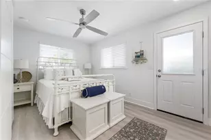 524 Spanish Dr S, Longboat Key, FL 34228 - Photo 28