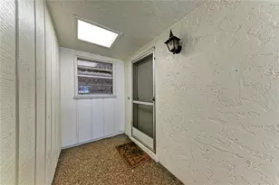 6905 9th Ave W, Bradenton, FL 34209 - Photo 6