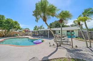 2923 Linwood Dr, Sarasota, FL 34232 - Photo 30