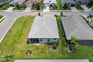 12115 Bald Cypress Cv, Parrish, FL 34219 - Photo 4