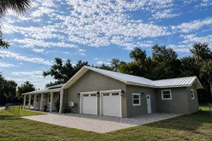11740 Darsey Rd, Parrish, FL 34219 - Photo 4