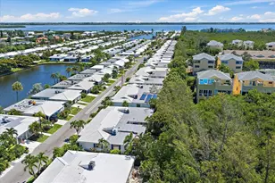 578 Spanish Dr S, Longboat Key, FL 34228 - Photo 46