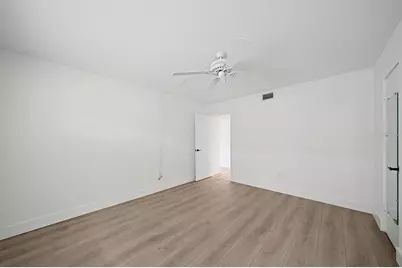 3818 Roxane Boulevard #157, Sarasota, FL 34235 - Photo 18