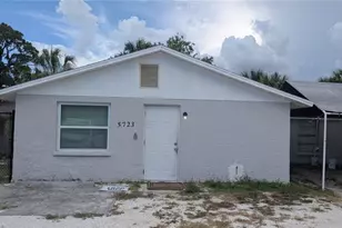 5723 9th St Cir E, Bradenton, FL 34203 - Photo 1