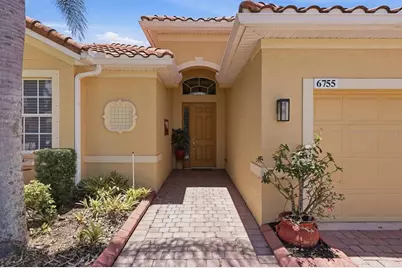 6755 41st Street Circle E, Sarasota, FL 34243 - Photo 6