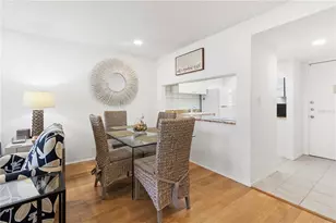 4340 Falmouth Dr, Longboat Key, FL 34228 - Photo 10