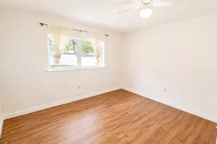 1624 Whitehead Dr, Sarasota, FL 34232 - Photo 14