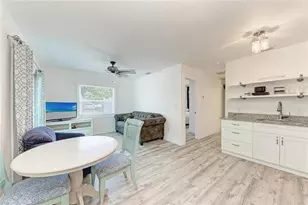 901 Oak St SW, Ruskin, FL 33570 - Photo 40