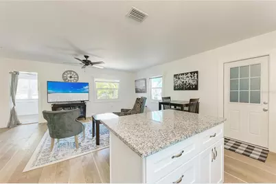 901 Oak Street SW, Ruskin, FL 33570 - Photo 14