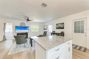 901 Oak St SW, Ruskin, FL 33570 - Photo 14