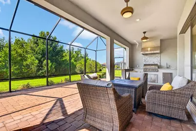 10924 Wicker Park Place, Palmetto, FL 34221 - Photo 2