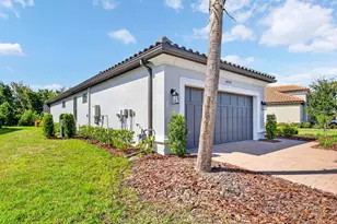 10924 Wicker Park Pl, Palmetto, FL 34221 - Photo 56