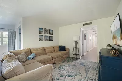 6100 12th Street S #220, Saint Petersburg, FL 33705 - Photo 6