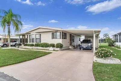 307 Avenue Of Dukes, Nokomis, FL 34275 - Photo 2