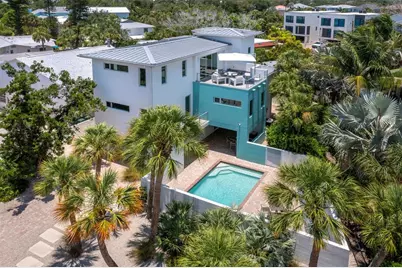 471 Island Circle, Sarasota, FL 34242 - Photo 40
