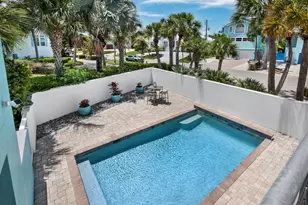 471 Island Cir, Sarasota, FL 34242 - Photo 38
