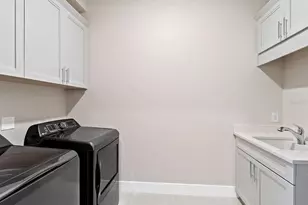 17974 Palmiste Dr, Lakewood Ranch, FL 34202 - Photo 26