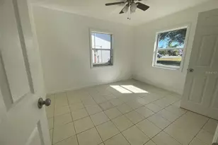 525 E Helen Ave, Punta Gorda, FL 33950 - Photo 10