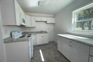 525 E Helen Ave, Punta Gorda, FL 33950 - Photo 18
