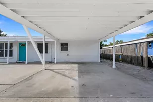 4861 Bell Meade Dr, Sarasota, FL 34232 - Photo 6