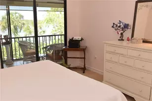 1712 Glenhouse Dr, Sarasota, FL 34231 - Photo 8