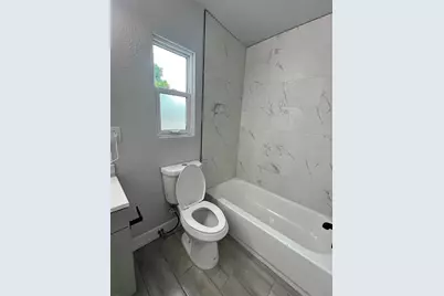 2309 21st Avenue W, Bradenton, FL 34205 - Photo 10