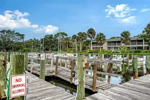 1709 Pelican Cove Rd, Sarasota, FL 34231 - Photo 18