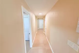 14323 Haddon Mist Dr, Wimauma, FL 33598 - Photo 6