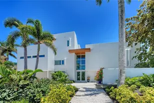 246 Morningside Dr, Sarasota, FL 34236 - Photo 2