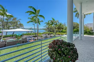 246 Morningside Dr, Sarasota, FL 34236 - Photo 8