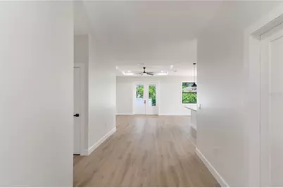 923 Cumberland Road, Venice, FL 34293 - Photo 4