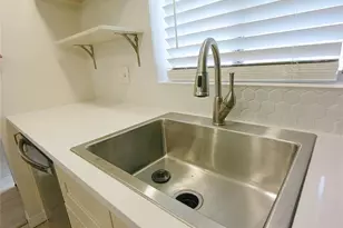3751 S School Ave, Sarasota, FL 34239 - Photo 16