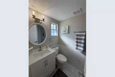 3032 Golden Rain Drive, Sarasota, FL 34232 - Photo 8
