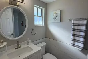 3032 Golden Rain Dr, Sarasota, FL 34232 - Photo 8