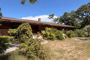 4944 Midnight Ln, Sarasota, FL 34235 - Photo 2